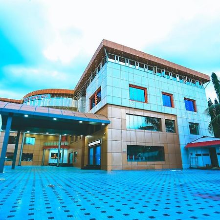 Hotel White City North Paravur Kültér fotó
