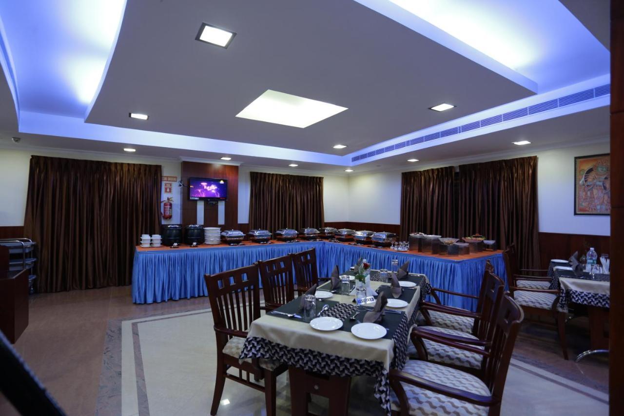 Hotel White City North Paravur Kültér fotó