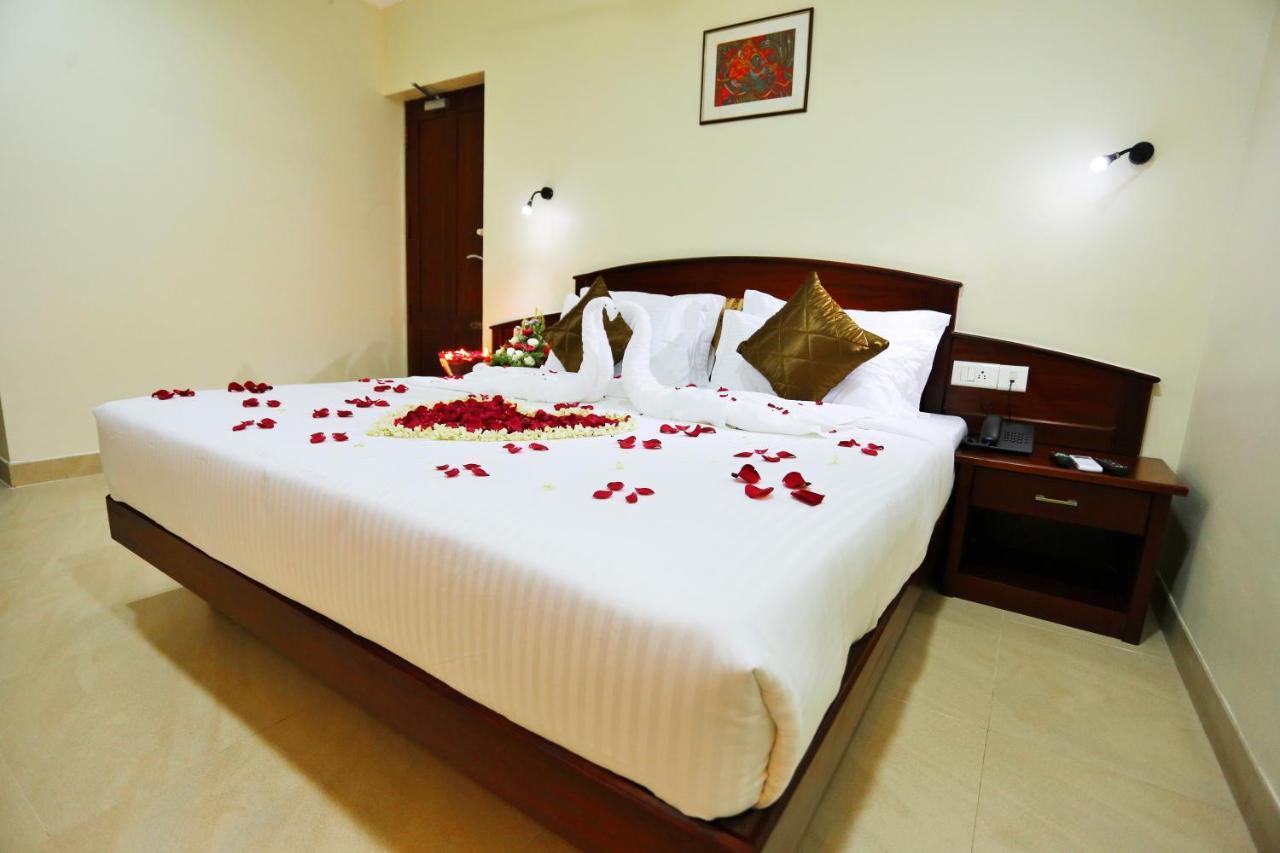Hotel White City North Paravur Kültér fotó